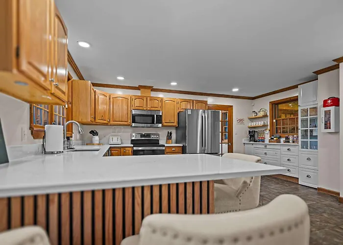 Pool Arcade Mtn Views Lake George Home Retreat Wfh
